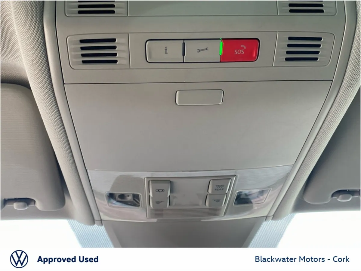 Volkswagen Tiguan SUV, Diesel, 2021, Red