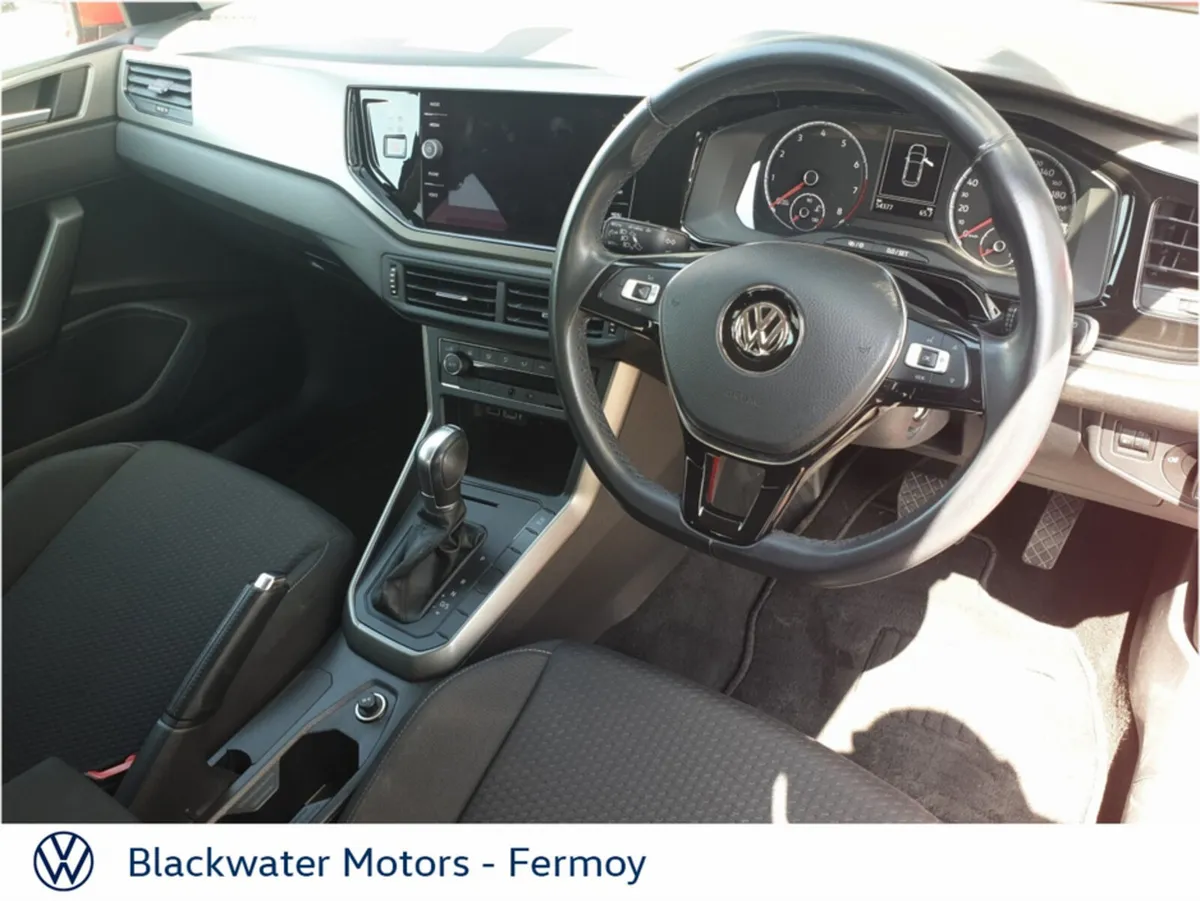 Volkswagen Polo Hatchback, Petrol, 2018, Red