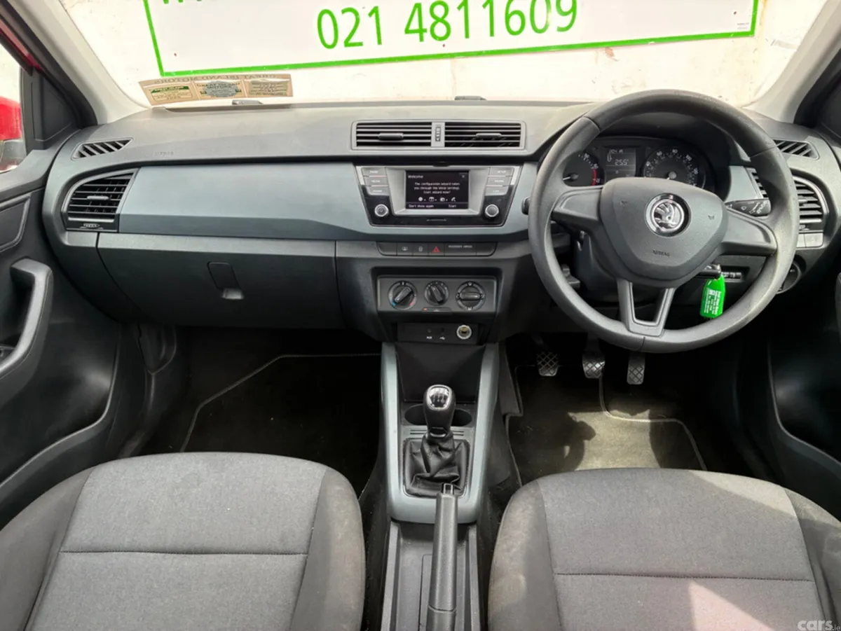 Skoda Fabia Hatchback, Petrol, 2017, Red