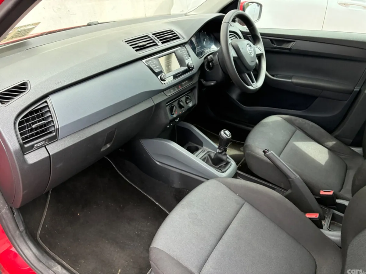 Skoda Fabia Hatchback, Petrol, 2017, Red