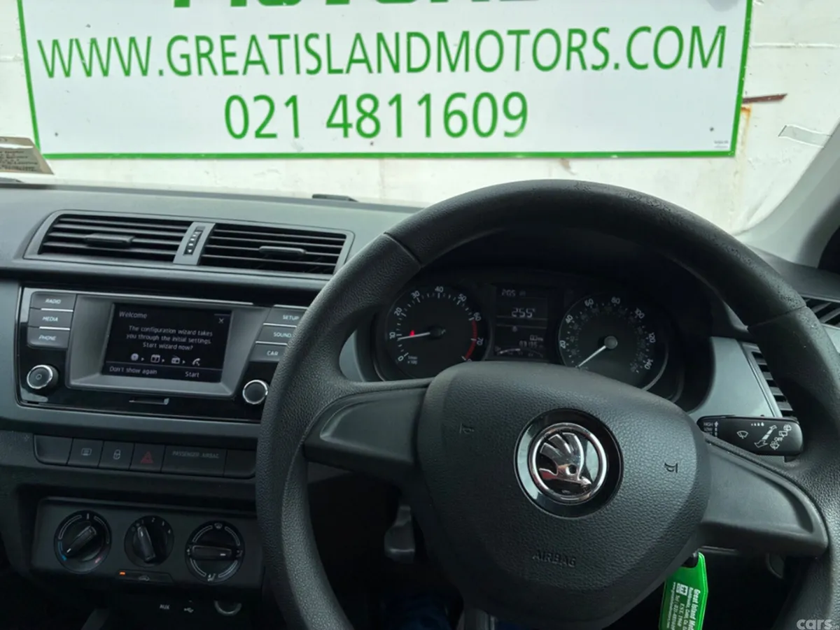 Skoda Fabia Hatchback, Petrol, 2017, Red