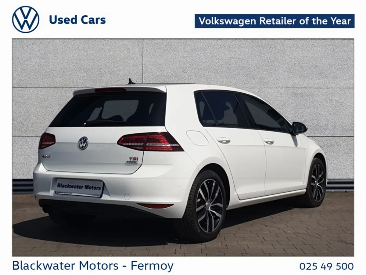 Volkswagen Golf Hatchback, Petrol, 2017, White