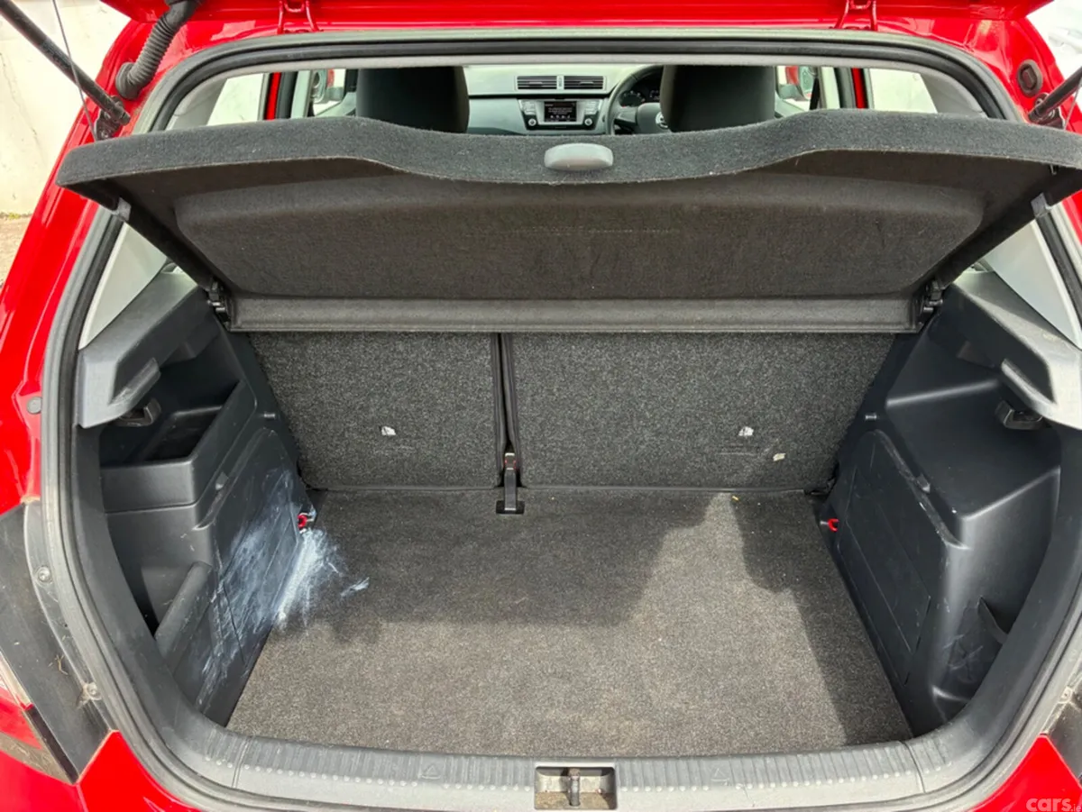 Skoda Fabia Hatchback, Petrol, 2017, Red