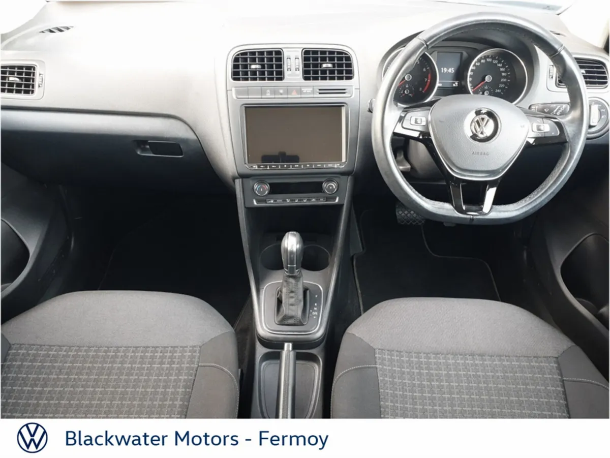 Volkswagen Polo Hatchback, Petrol, 2017, Blue