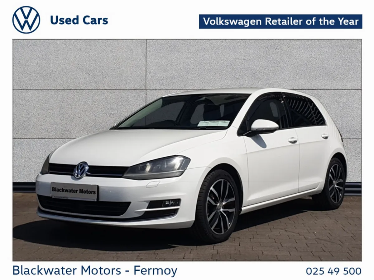 Volkswagen Golf Hatchback, Petrol, 2017, White