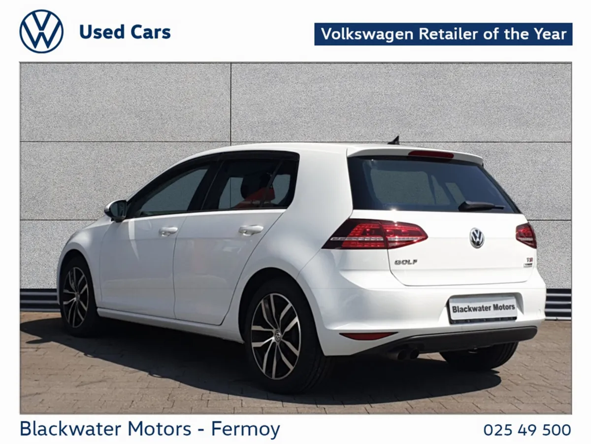 Volkswagen Golf Hatchback, Petrol, 2017, White