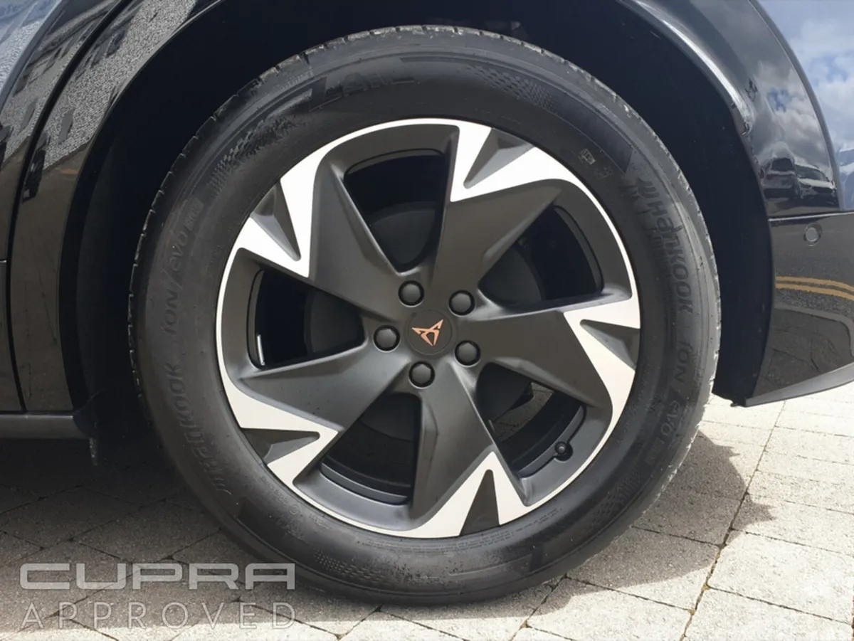 Cupra Tavascan Hatchback, Electric, 2026, Blue