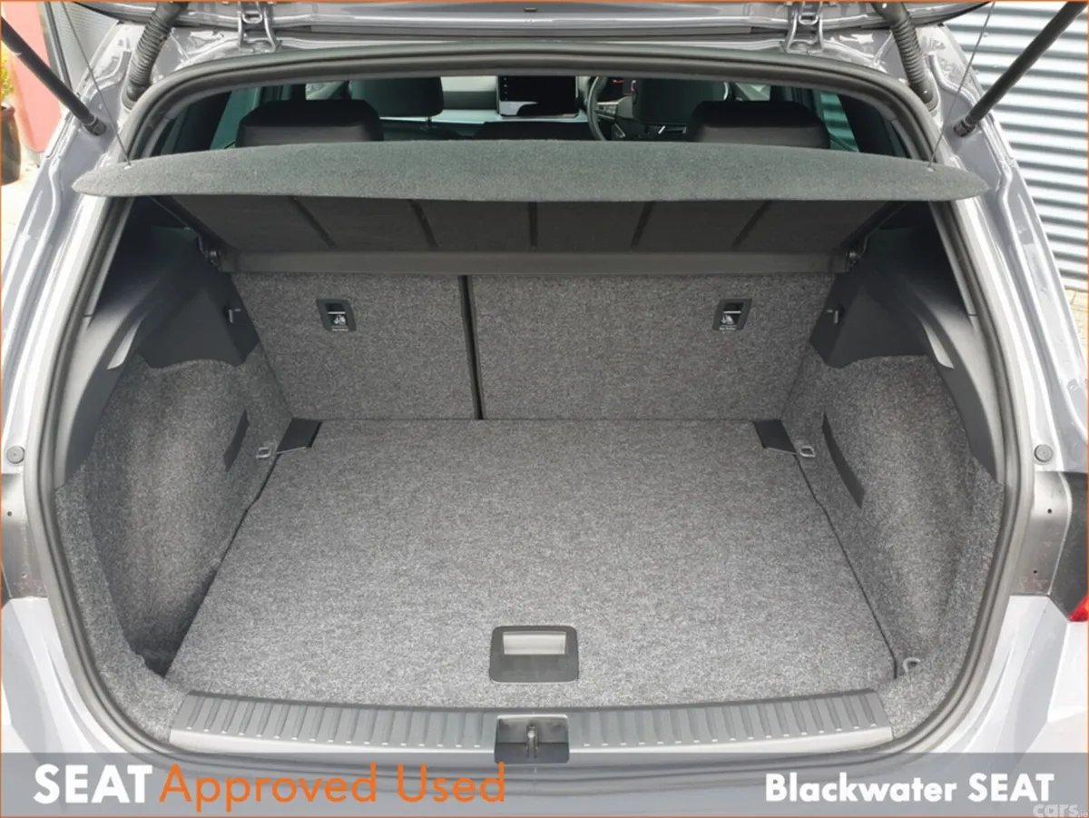 SEAT Arona Hatchback, Petrol, 2024, Black