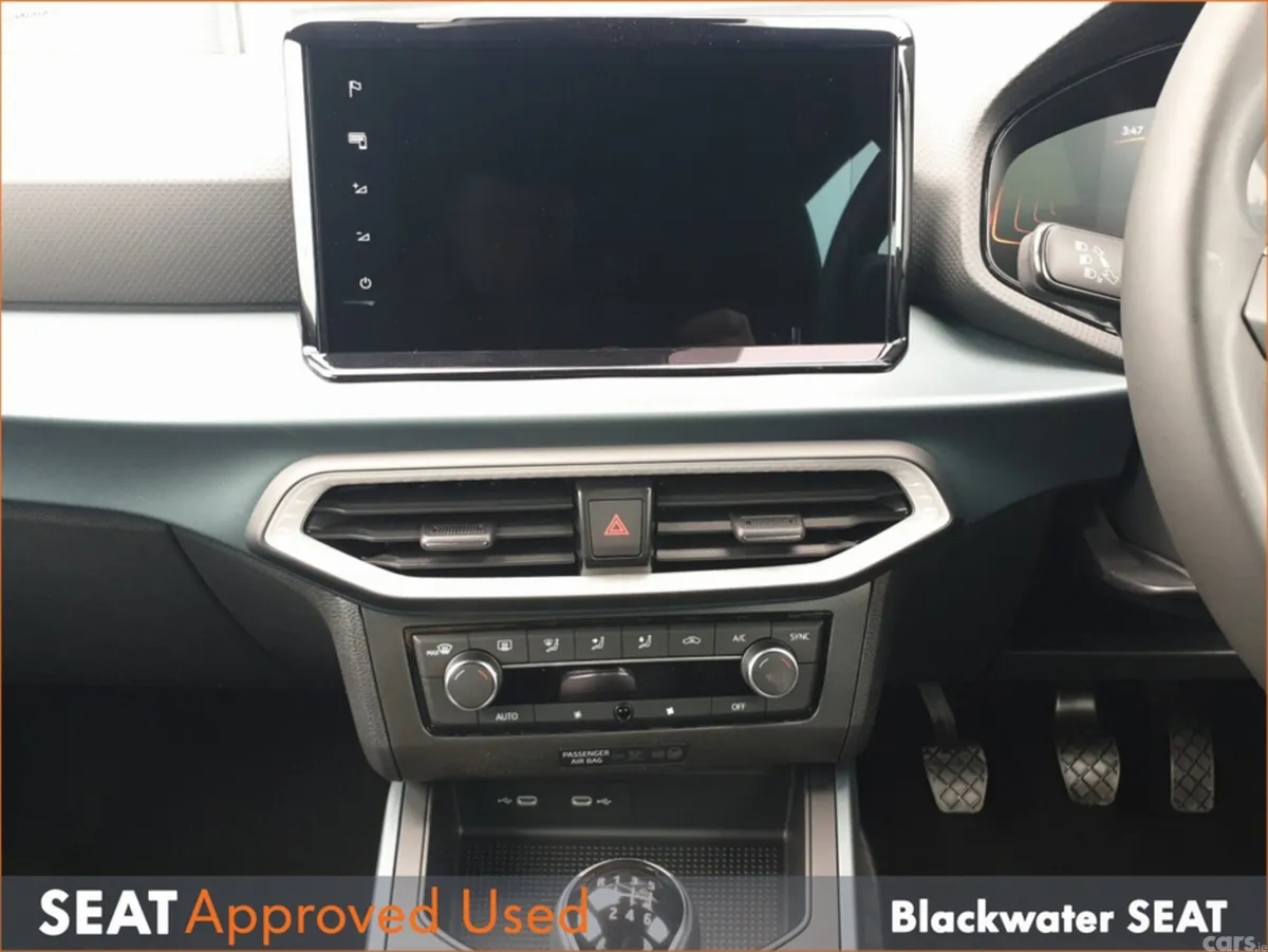 SEAT Arona Hatchback, Petrol, 2024, Black