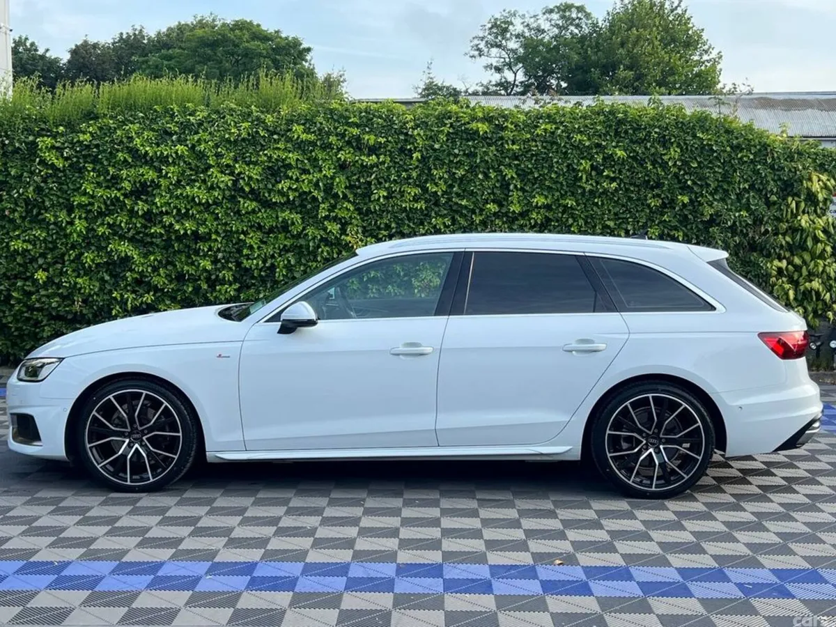 Audi A4 Estate, Diesel, 2023, White