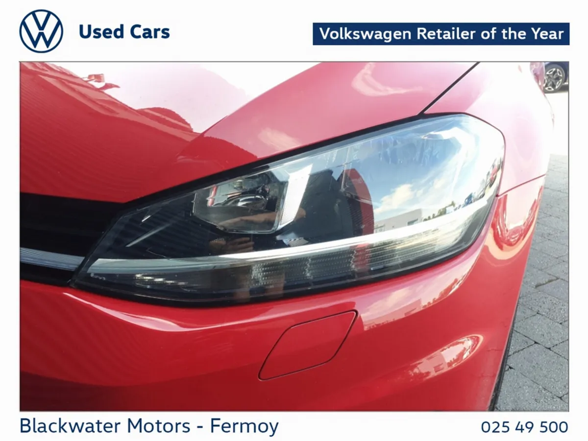 Volkswagen Golf Estate, Petrol, 2019, Red