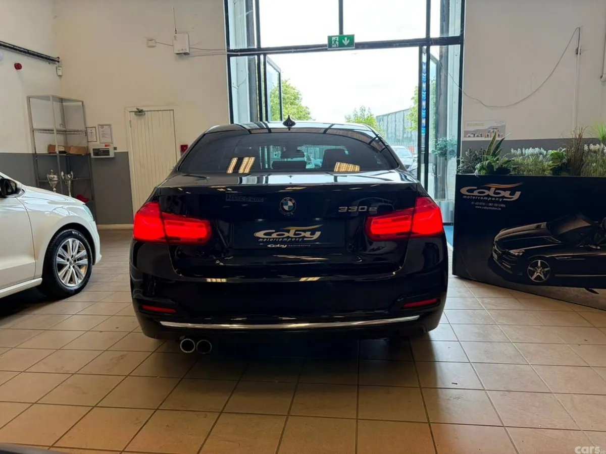 BMW 3-Series Saloon, Petrol Plug-in Hybrid, 2016, Black