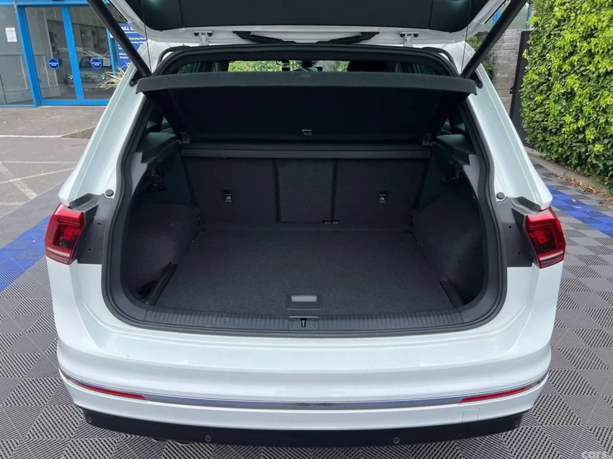 Volkswagen Tiguan SUV, Diesel, 2019, White