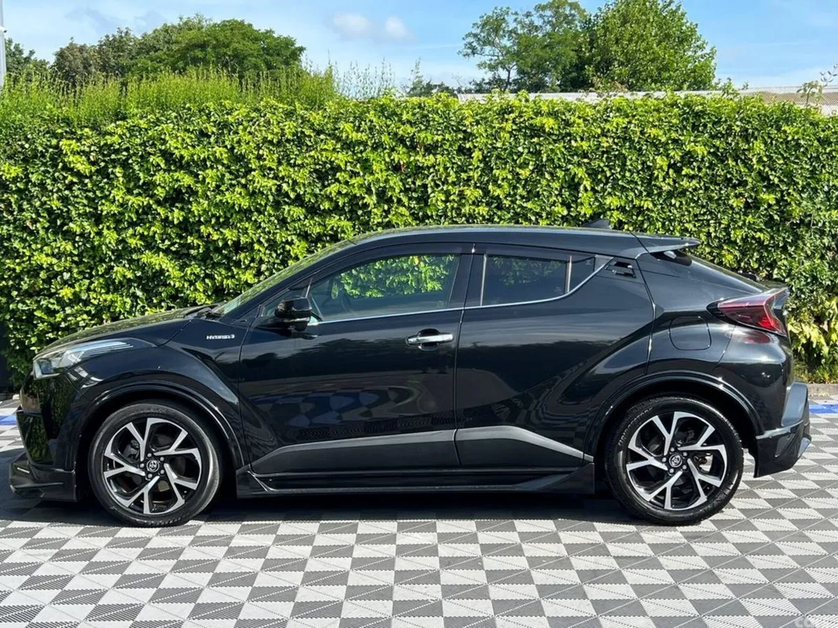 Toyota C-HR SUV, Petrol Hybrid, 2018, Black