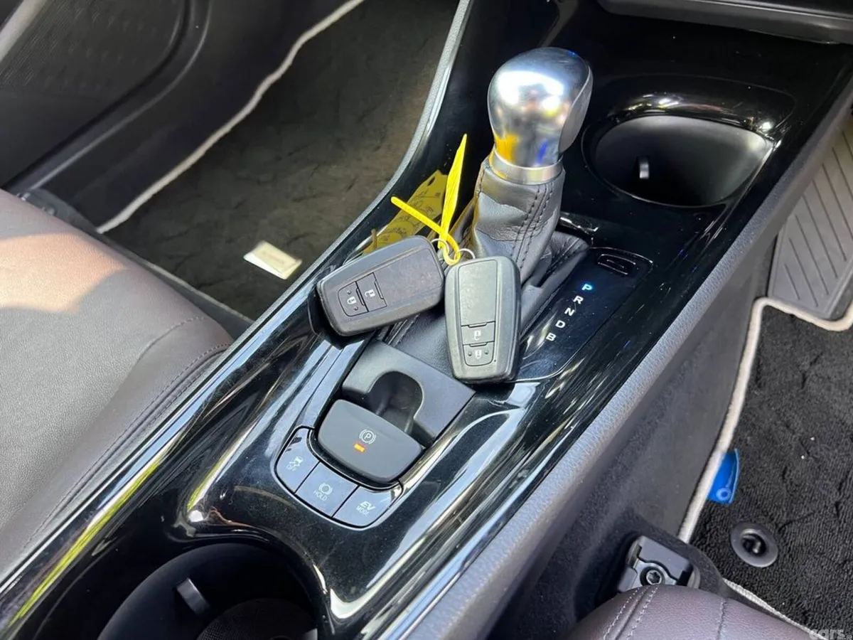 Toyota C-HR SUV, Petrol Hybrid, 2018, Black