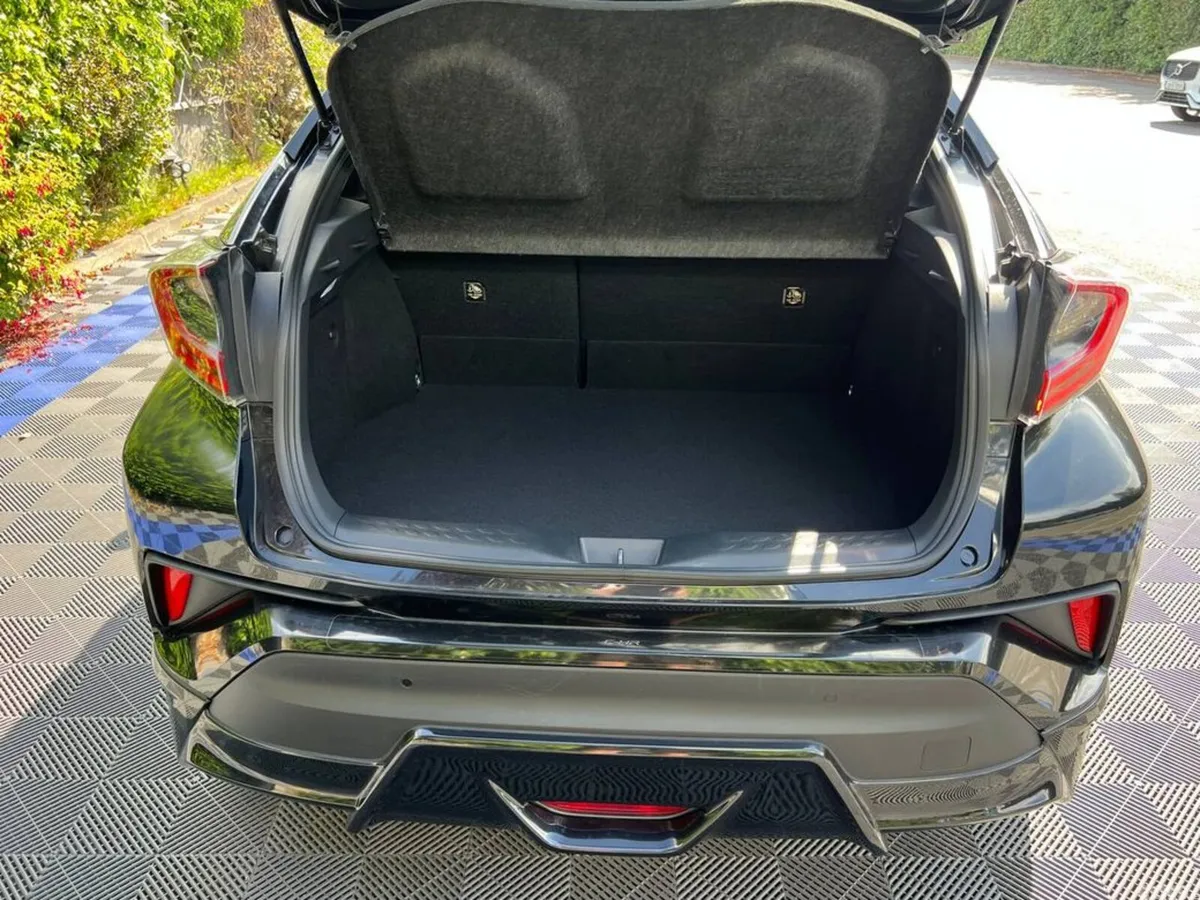 Toyota C-HR SUV, Petrol Hybrid, 2018, Black