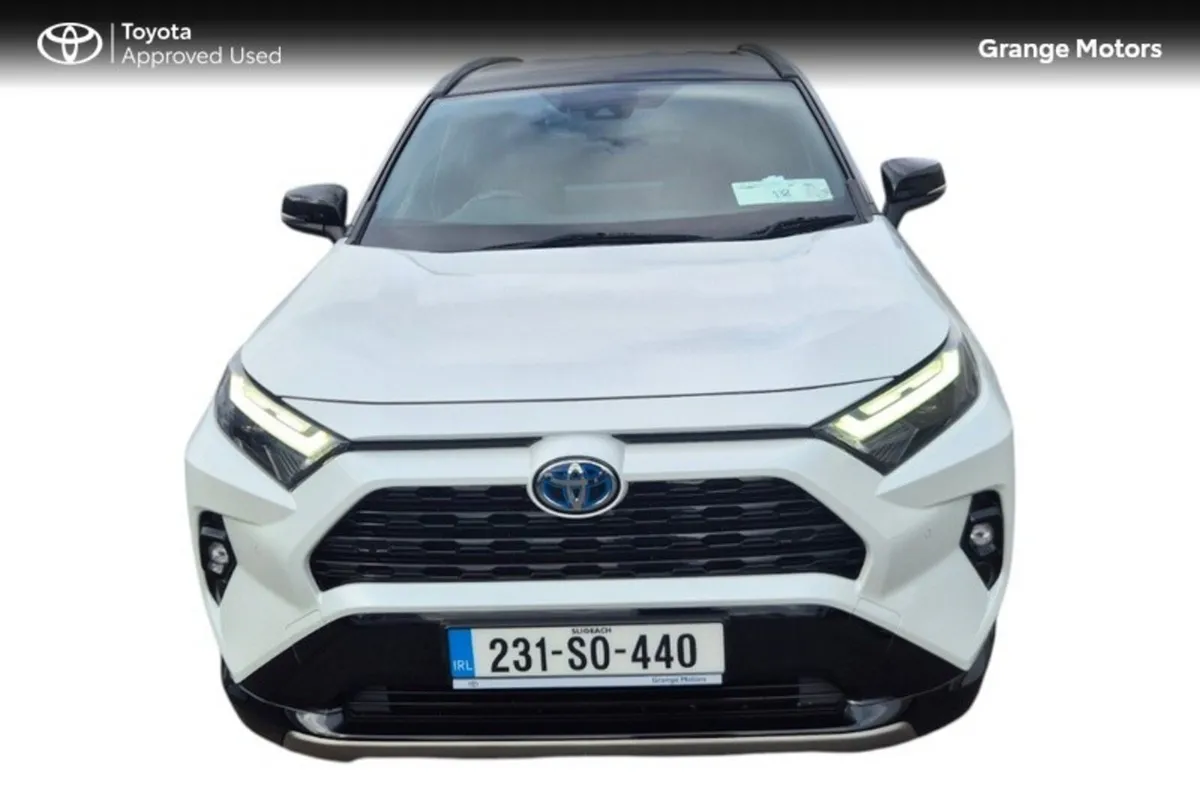 Toyota RAV4 SUV, Petrol Hybrid, 2023, White