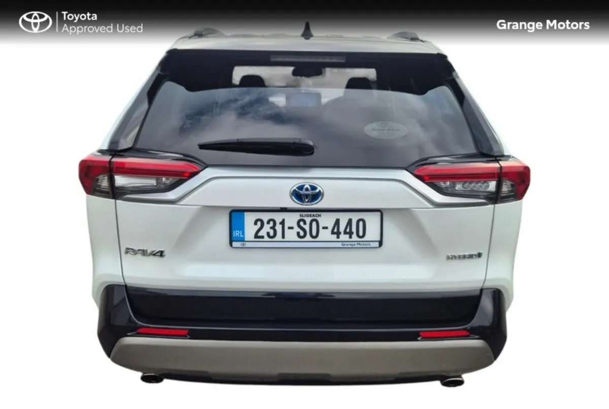 Toyota RAV4 SUV, Petrol Hybrid, 2023, White