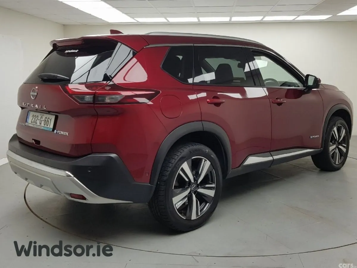 Nissan X-Trail SUV, Petrol Hybrid, 2023, Red
