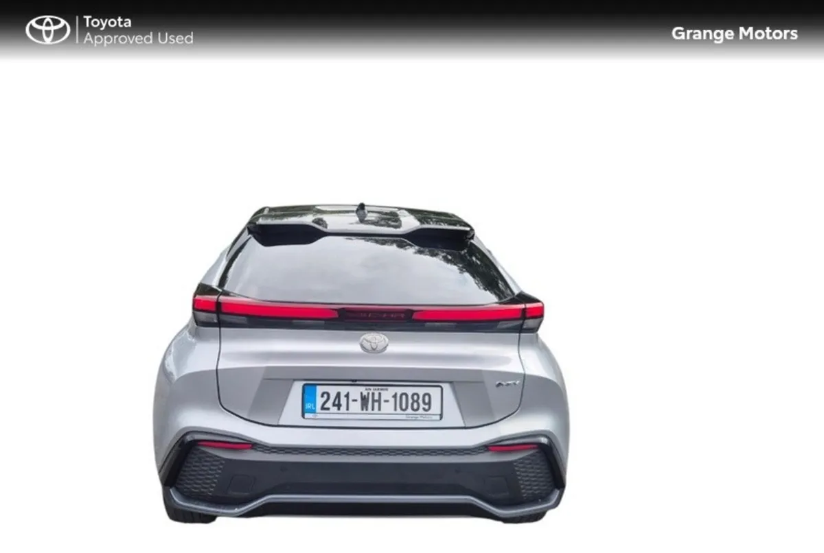 Toyota C-HR SUV, Petrol Hybrid, 2024, Silver
