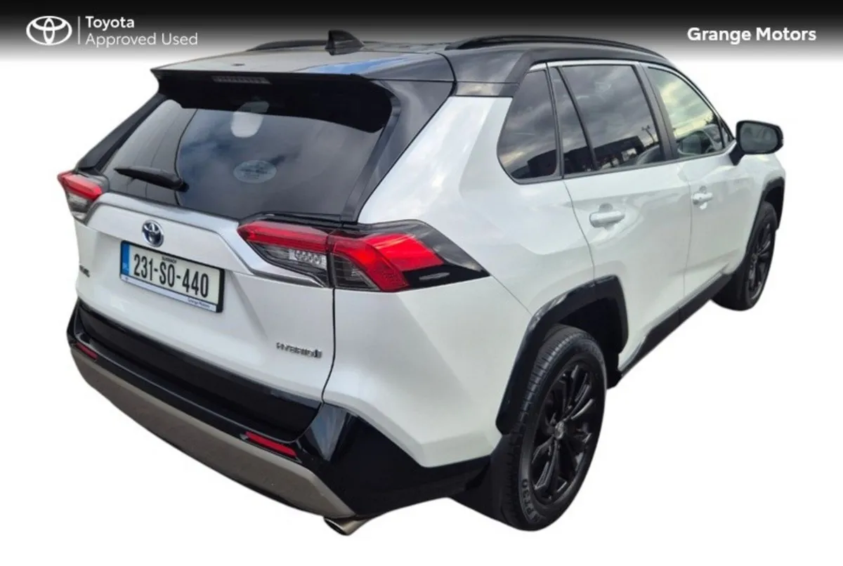 Toyota RAV4 SUV, Petrol Hybrid, 2023, White