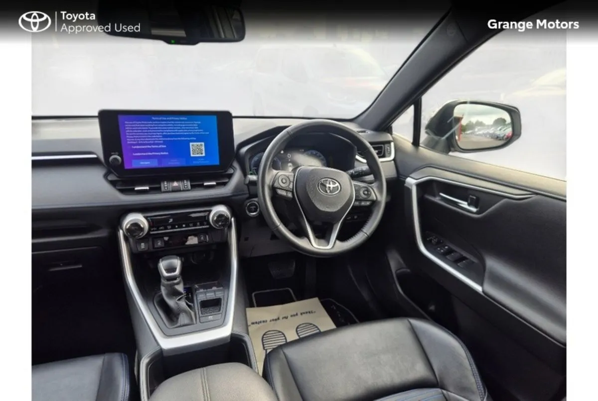 Toyota RAV4 SUV, Petrol Hybrid, 2023, White