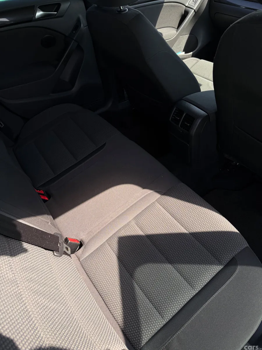 Volkswagen Golf Hatchback, Petrol, 2011, Silver