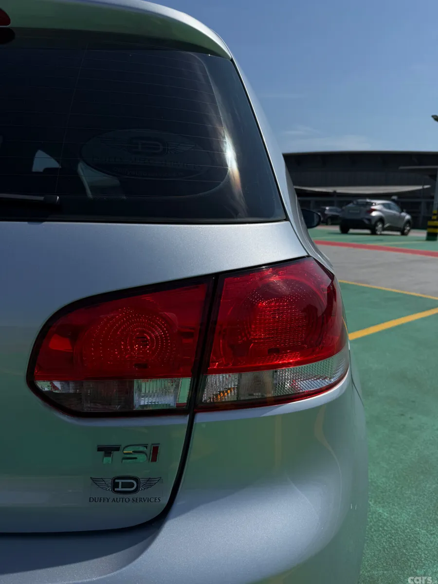 Volkswagen Golf Hatchback, Petrol, 2011, Silver