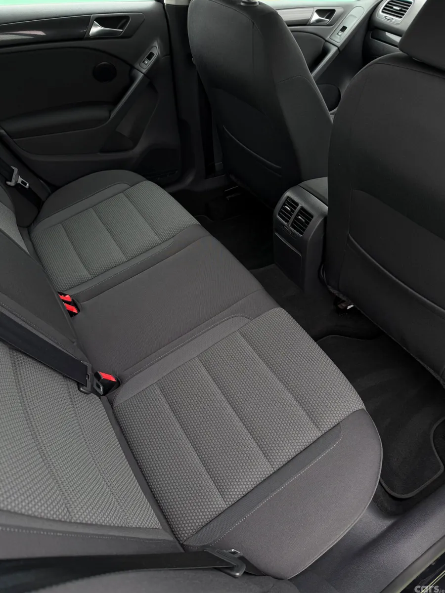 Volkswagen Golf Hatchback, Petrol, 2012, Black