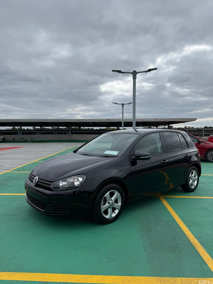 Volkswagen Polo Hatchback, Petrol, 2010, Black