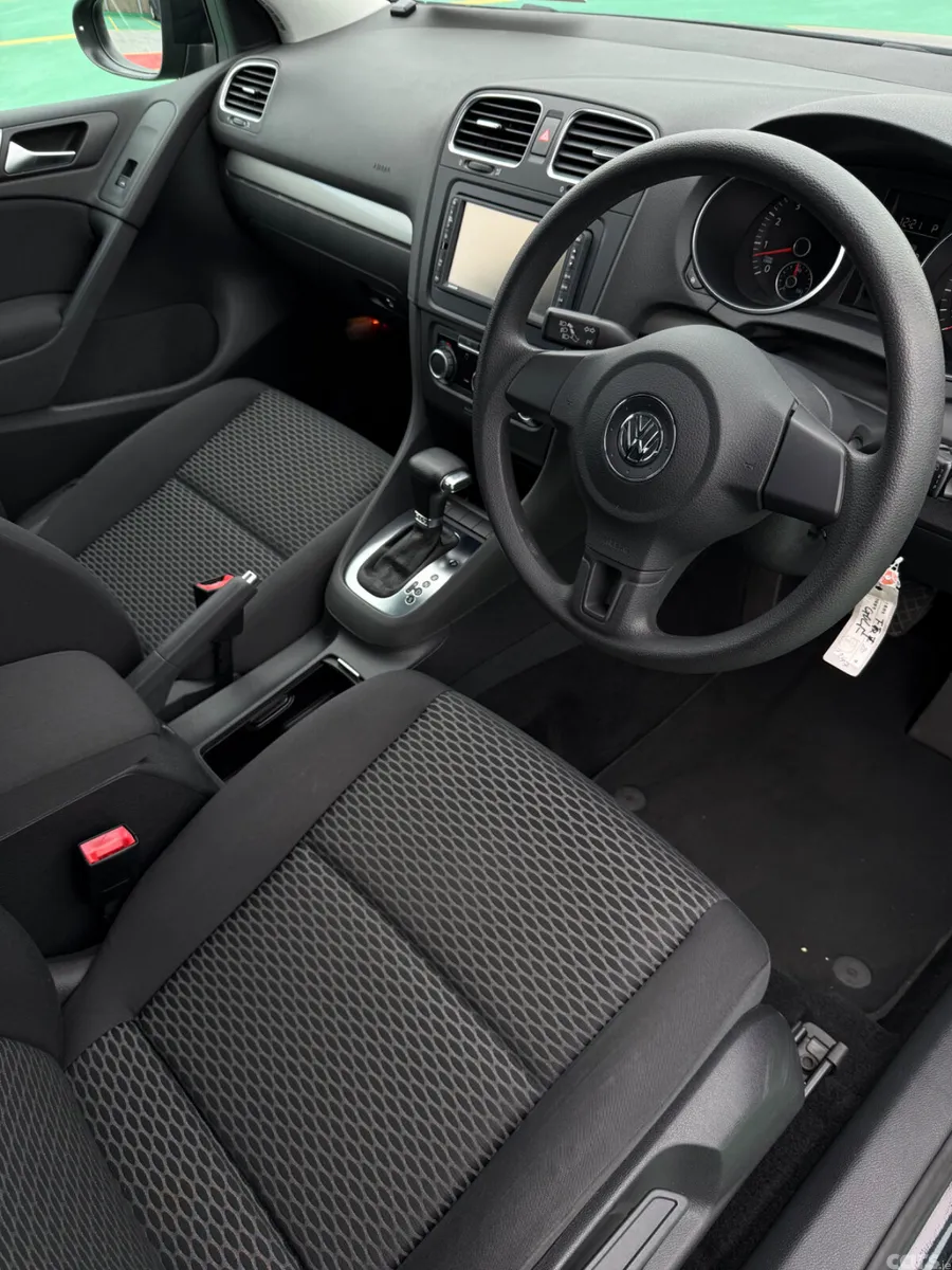 Volkswagen Polo Hatchback, Petrol, 2010, Black