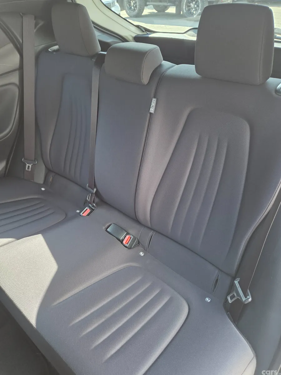 Toyota Yaris Hatchback, Petrol, 2021, White