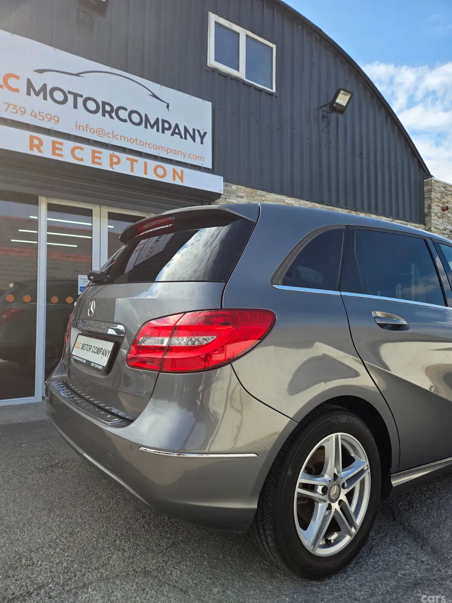 Mercedes-Benz B-Class Hatchback, Petrol, 2013, Grey