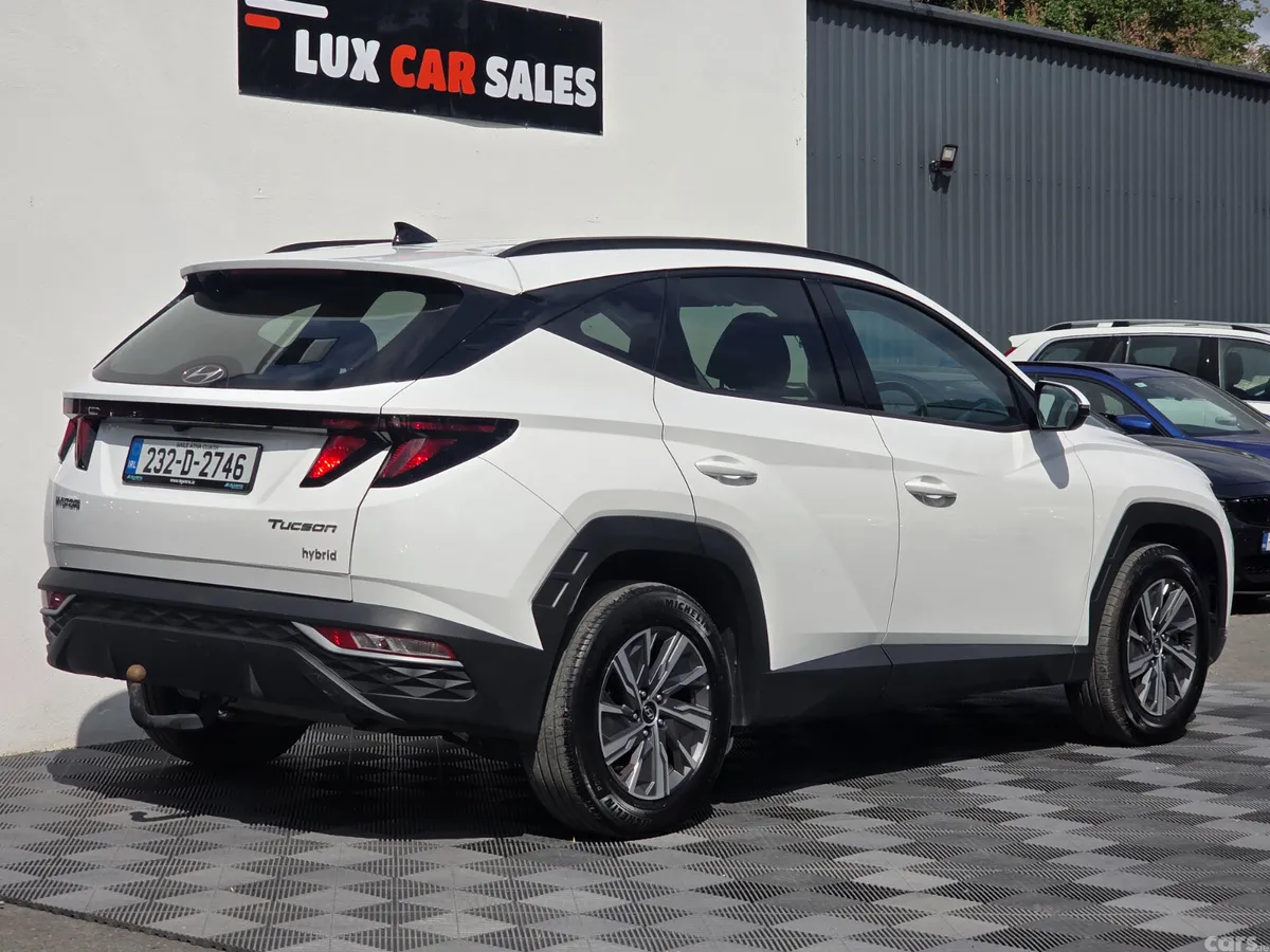 Hyundai Tucson SUV, Petrol Hybrid, 2023, White