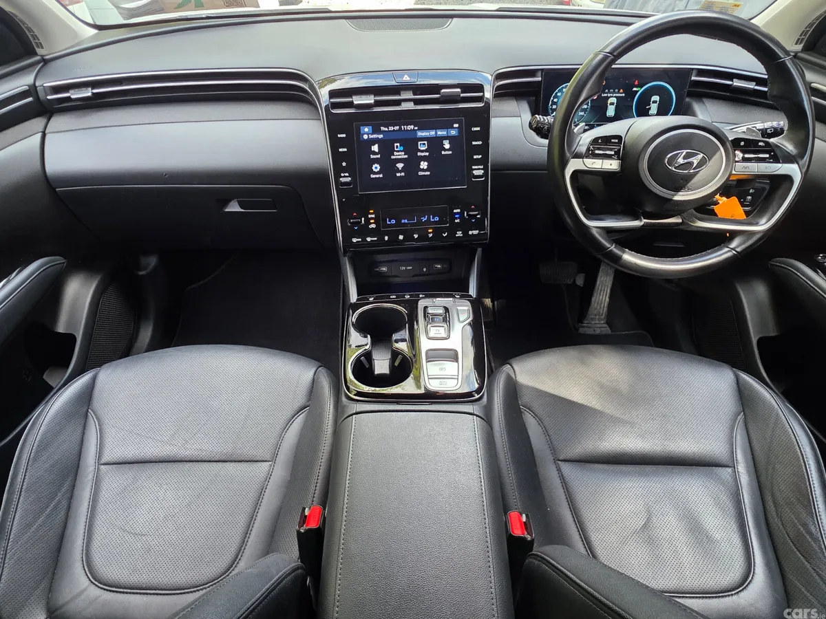 Hyundai Tucson SUV, Petrol Hybrid, 2023, White