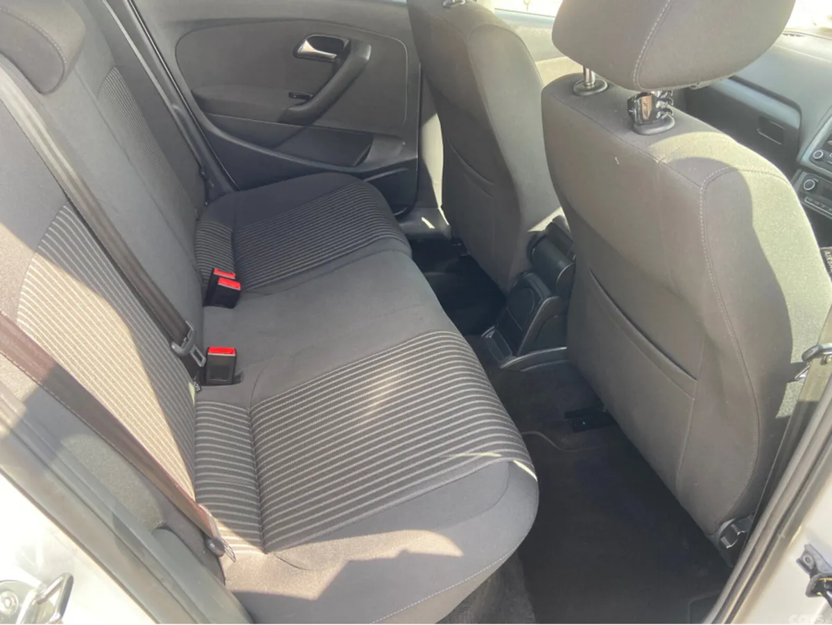 Volkswagen Polo Hatchback, Petrol, 2012, Silver