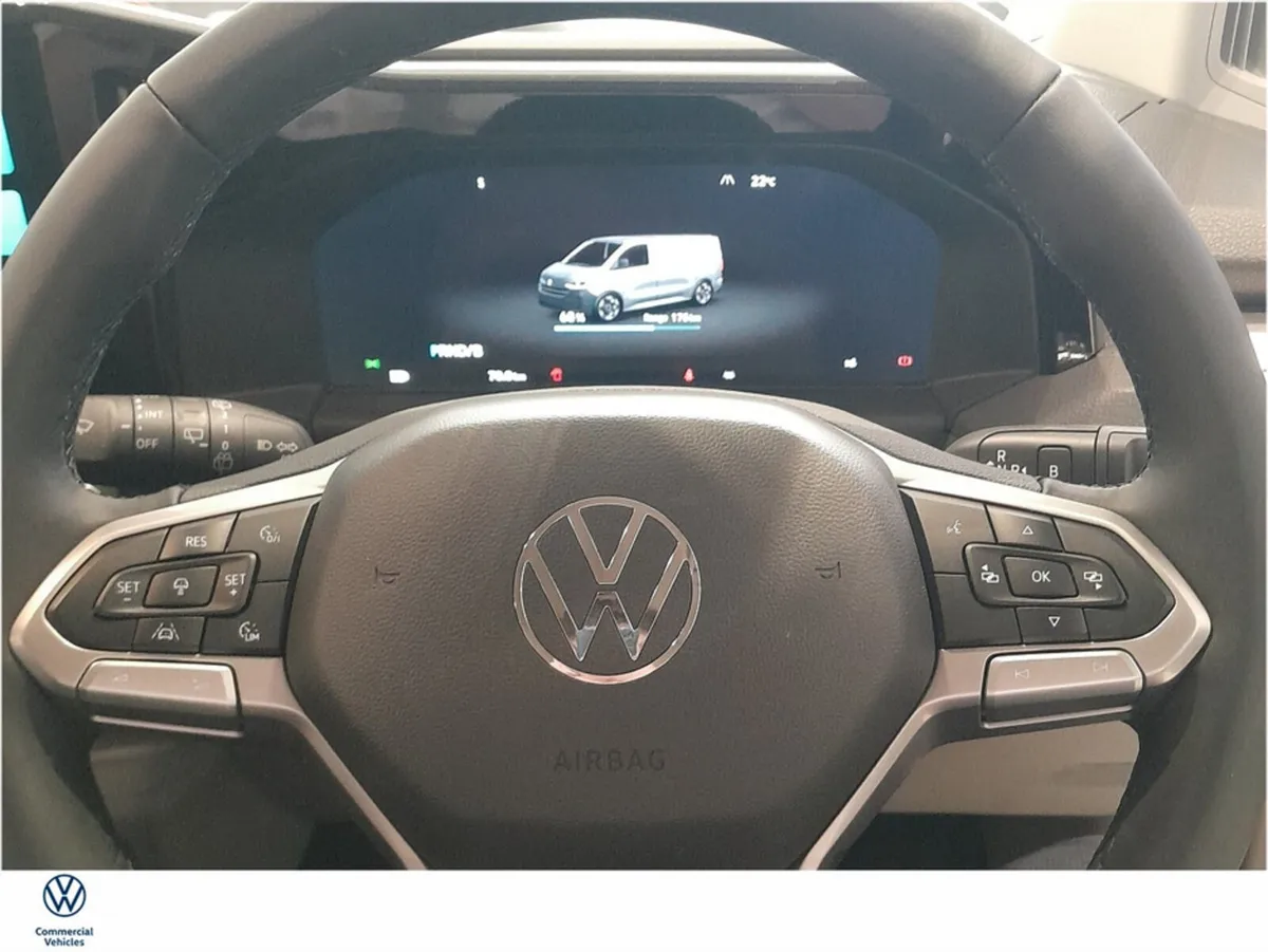 Volkswagen Caravelle Other, Electric, 2026, 