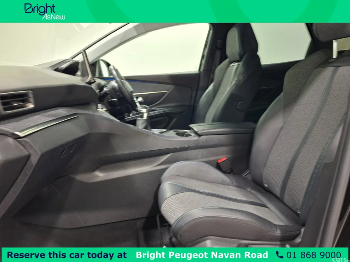 Peugeot 3008 MPV, Diesel, 2022, Black