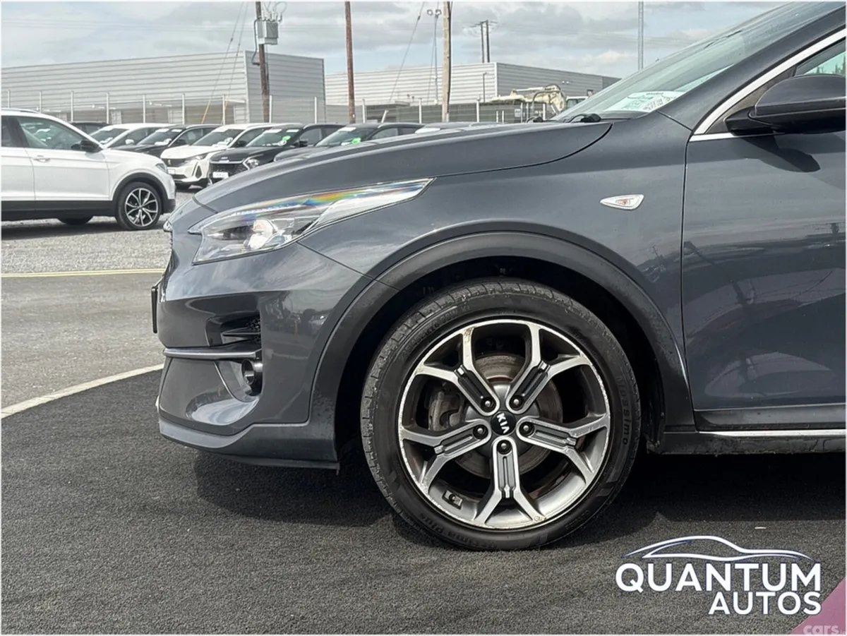 Kia XCeed Hatchback, Diesel, 2021, Grey
