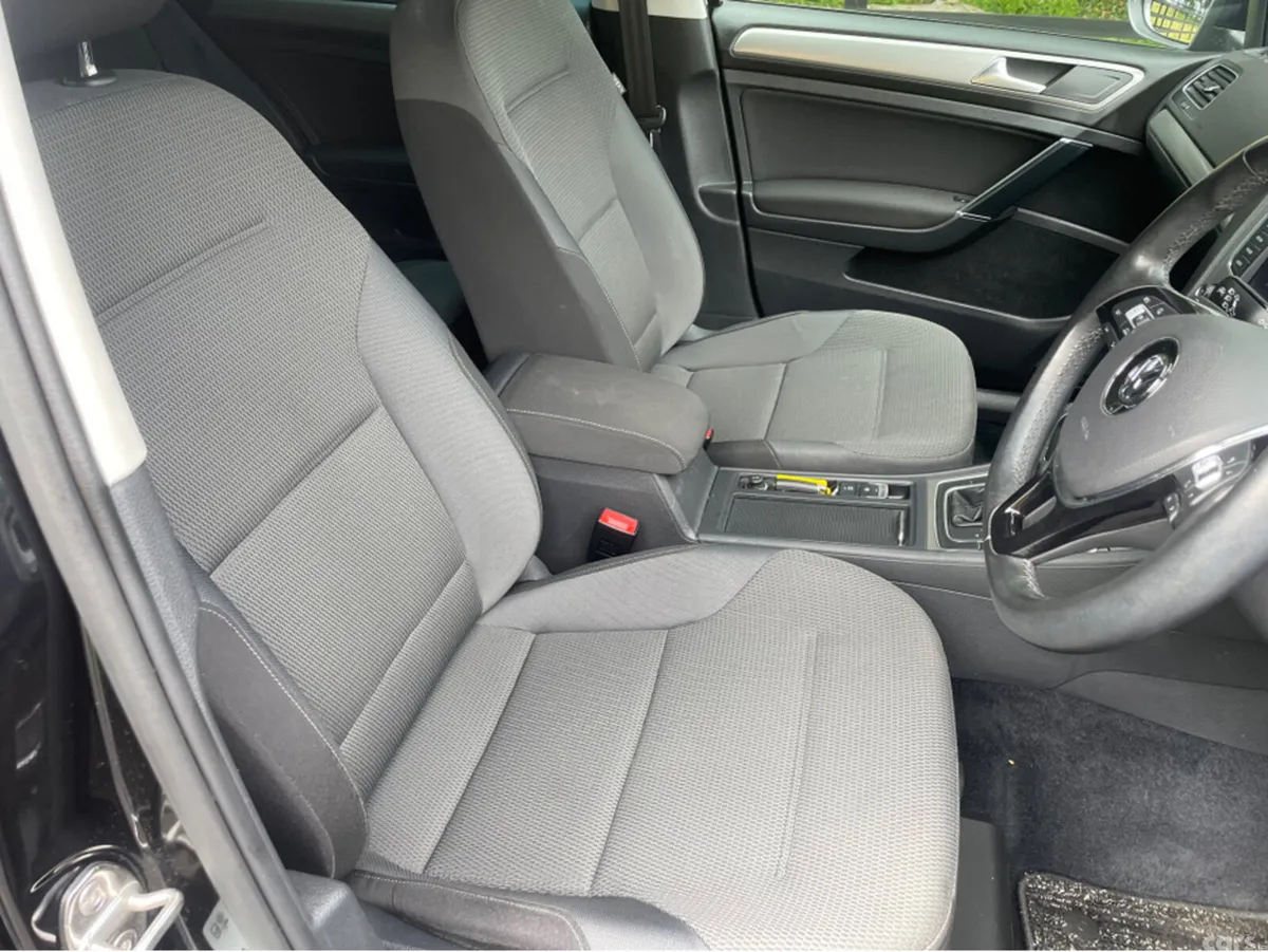Volkswagen Golf Hatchback, Petrol, 2017, Black