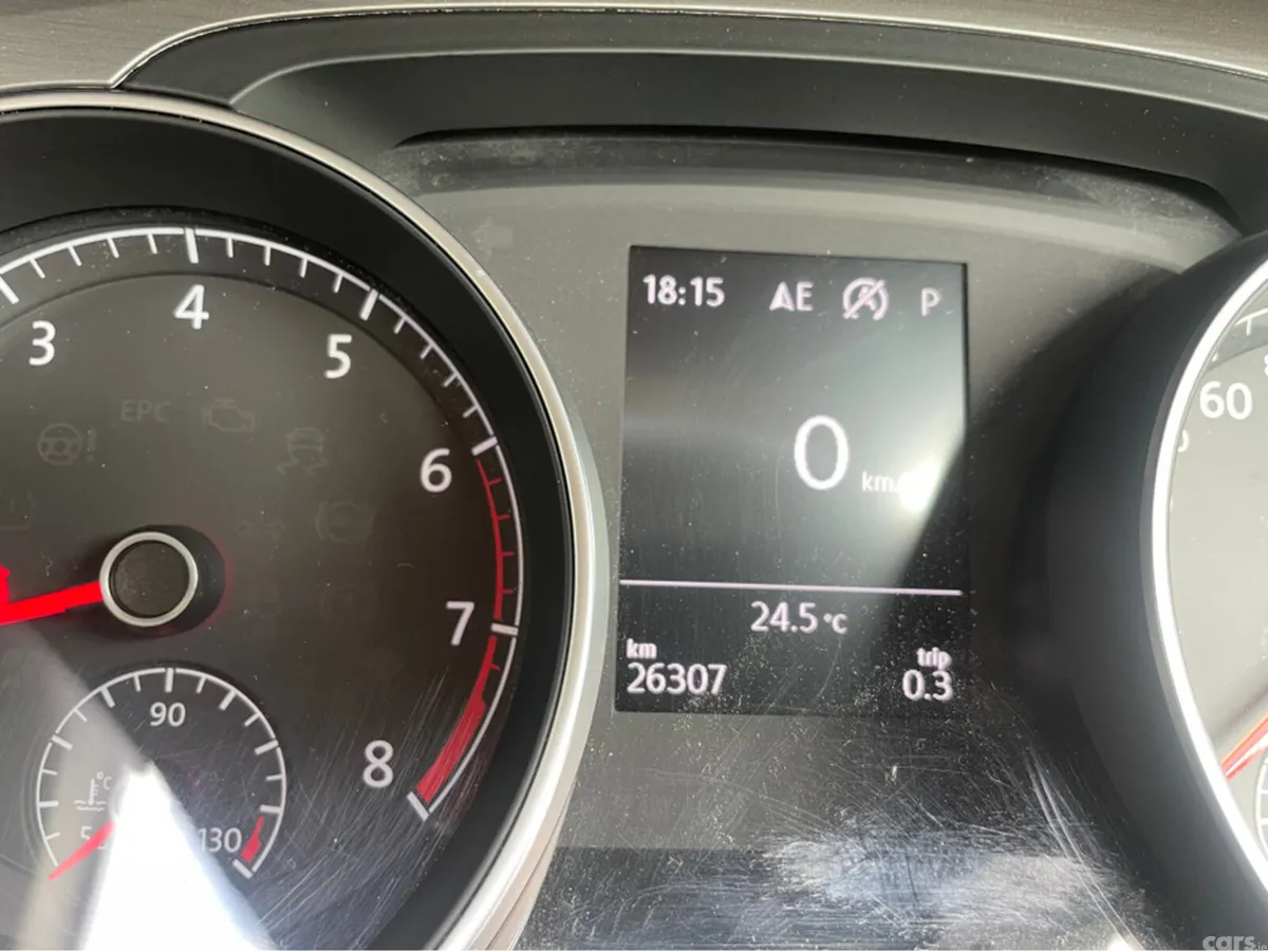 Volkswagen Golf Hatchback, Petrol, 2016, Silver