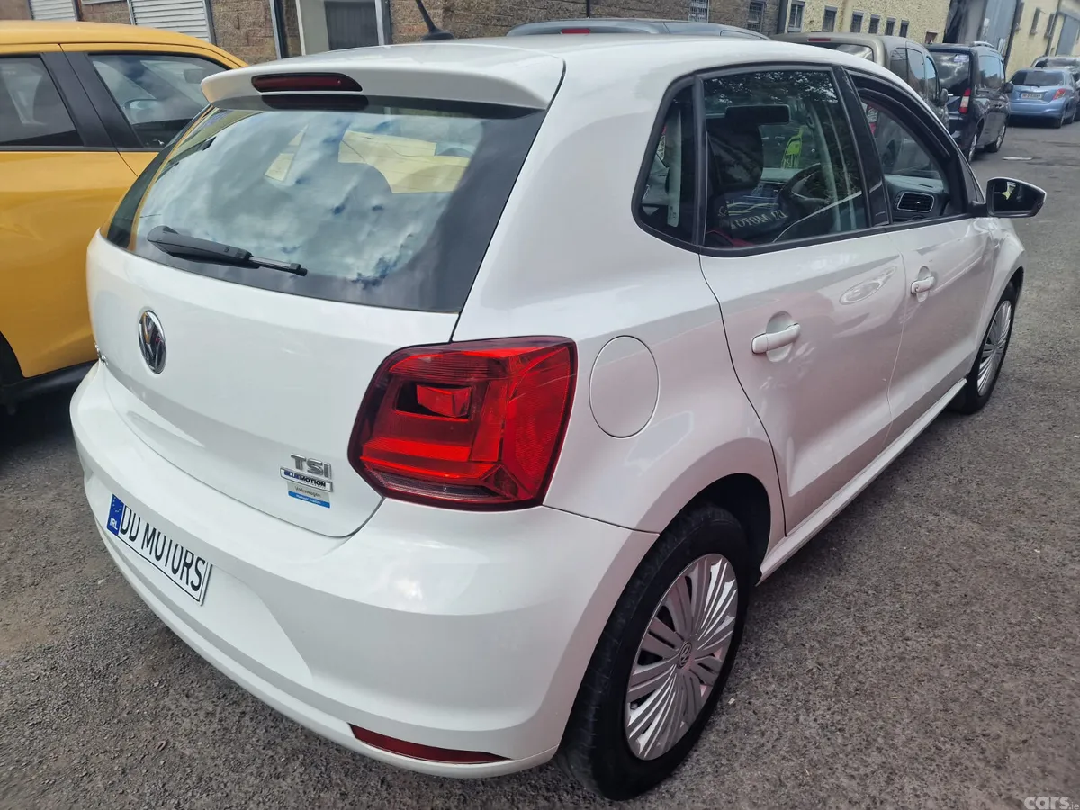 Volkswagen Polo Hatchback, Petrol, 2018, White