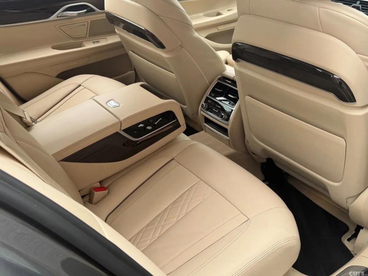 BMW 7-Series Saloon, Diesel, 2018, Grey