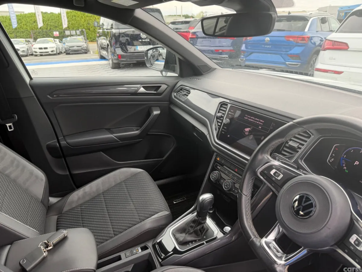 Volkswagen T-Roc SUV, Diesel, 2021, White