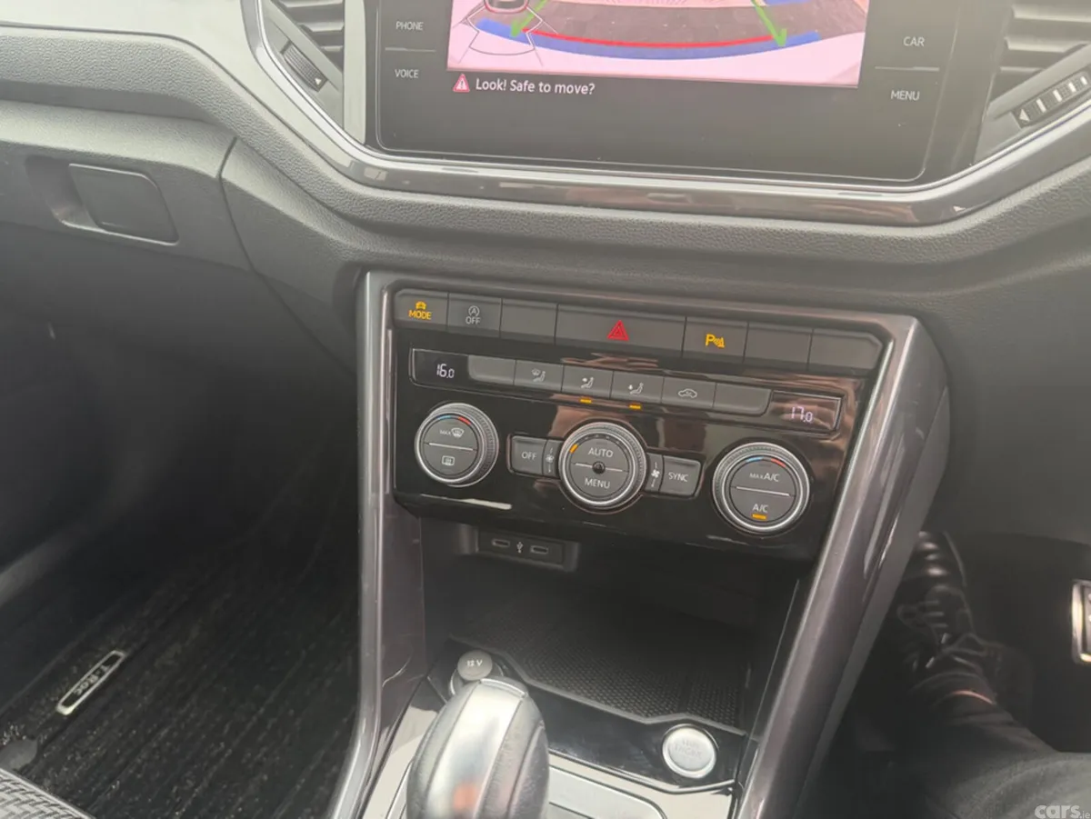 Volkswagen T-Roc SUV, Diesel, 2021, White