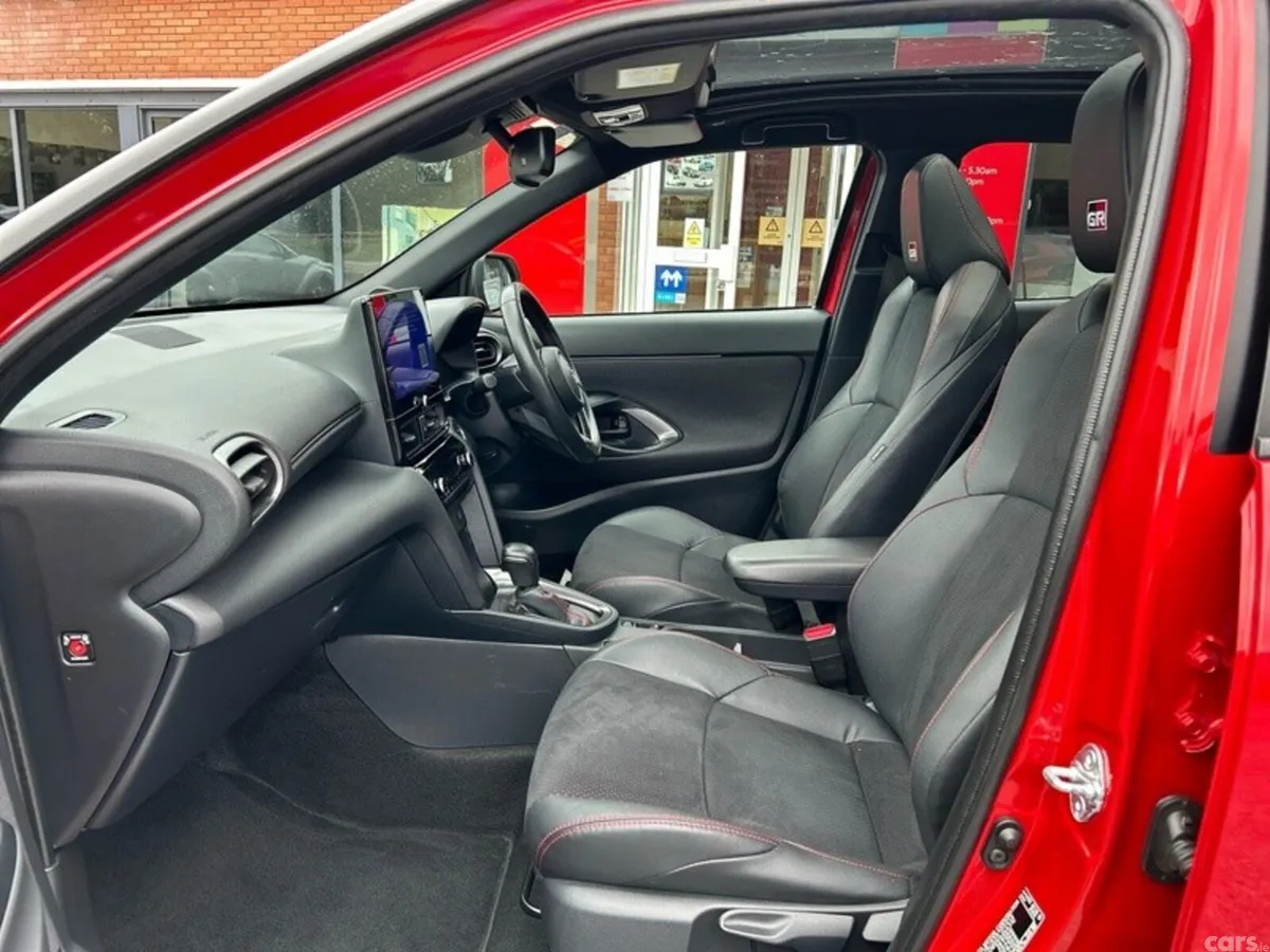 Toyota Yaris Cross Hatchback, Petrol Hybrid, 2025, Red