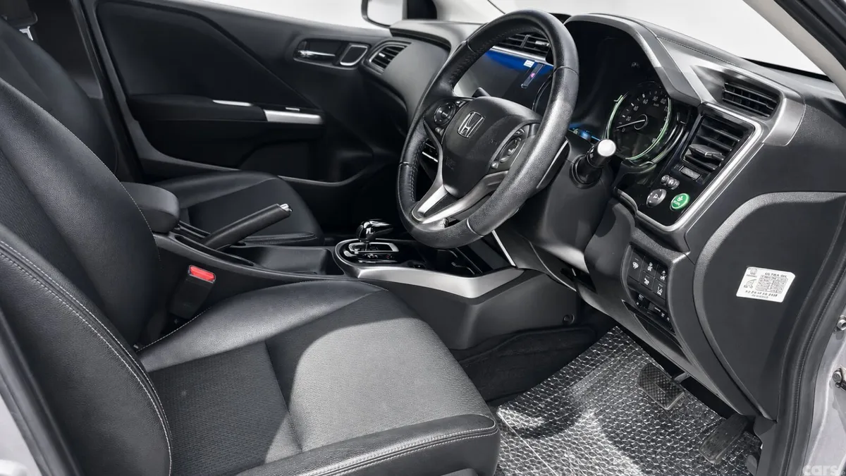 Honda Grace Saloon, Petrol Hybrid, 2017, Grey
