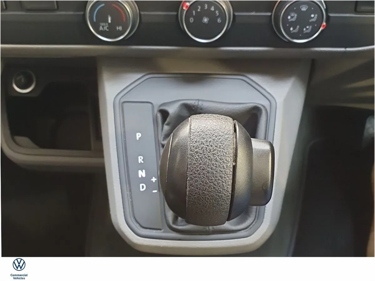 Volkswagen California MPV, Diesel, 2023, Blue