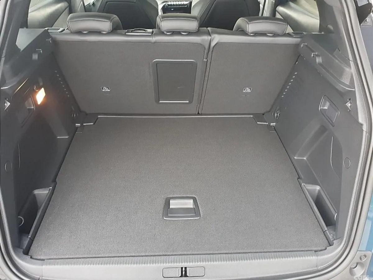 Peugeot 3008 SUV, Diesel, 2024, Blue