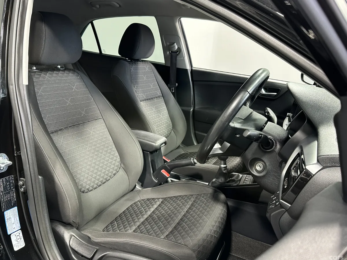 Kia Rio Hatchback, Petrol, 2023, Black